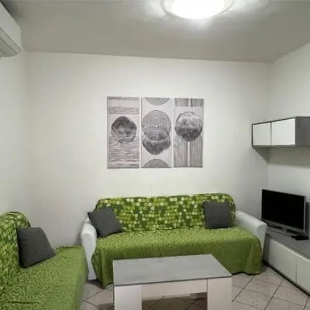 Marila Deluxe, Patio Con Idromassaggio *